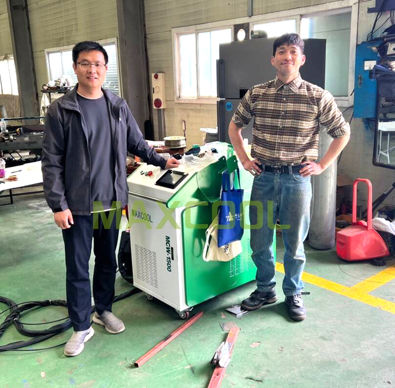 Handheld Laser Welder 1000W - Handgehaltenes 3-in-1-Laser-Schweiß- und Schneidwerkzeug zur Metallbearbeitung