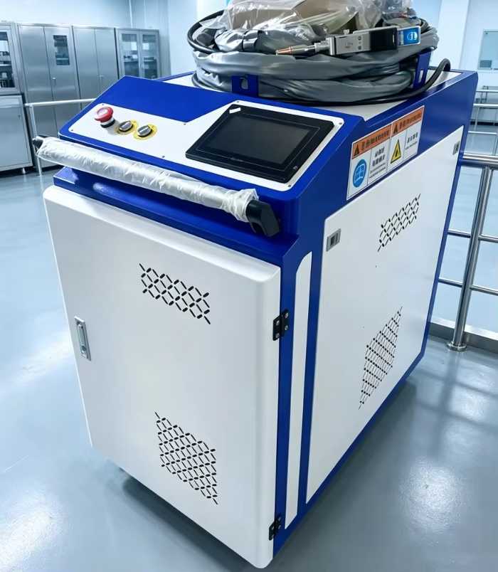China Günstiger Preis 1000W 15 – Laser Cleaning Machine 2000W Bewertung und Preis