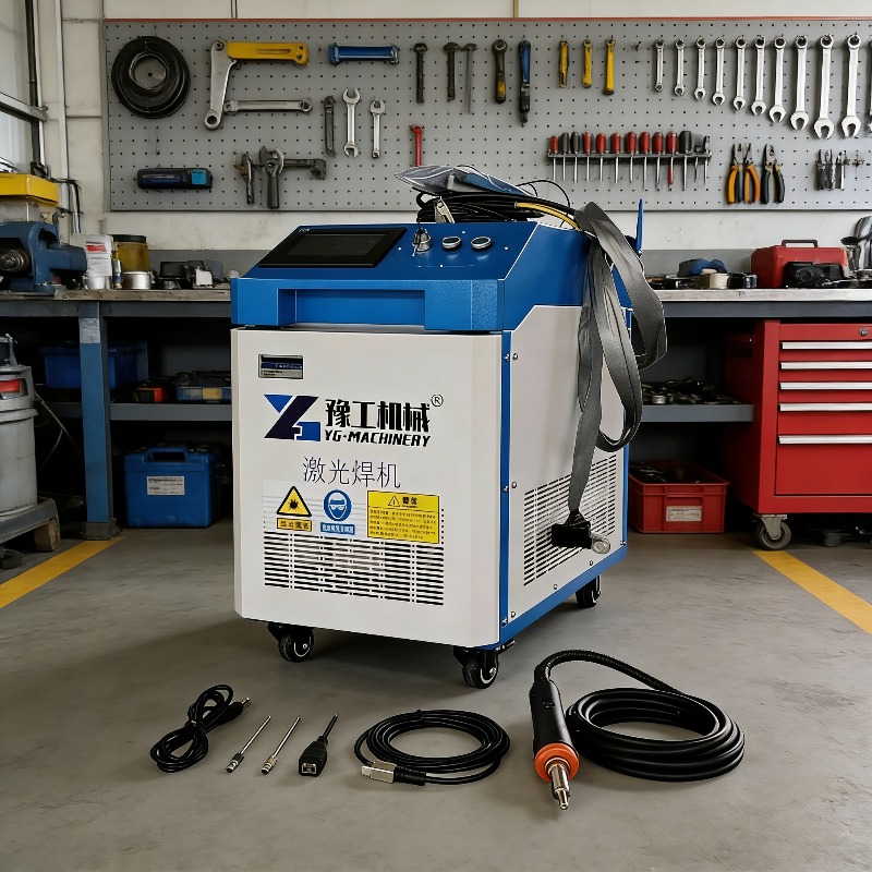 3000W Faserlaser-Reinigungsmas – Laser Welding Machine 3 In 1 Cutting Cleaning Bewertung und Preis