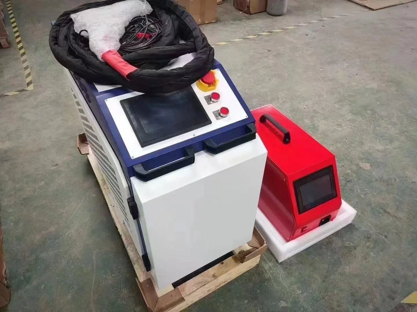 3 IN 1 Multifunktions 1 kW 1,5 – Laser Welding Machine 3 In 1 Cutting Cleaning Bewertung und Preis